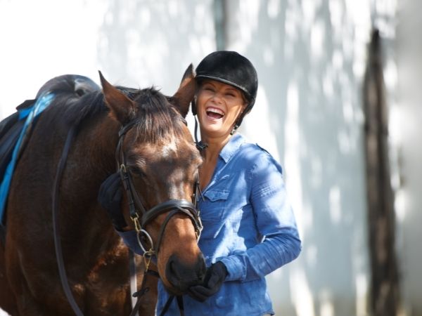 Psychologia jazdy konnej: Dlaczego to kochamy i jak zacząć